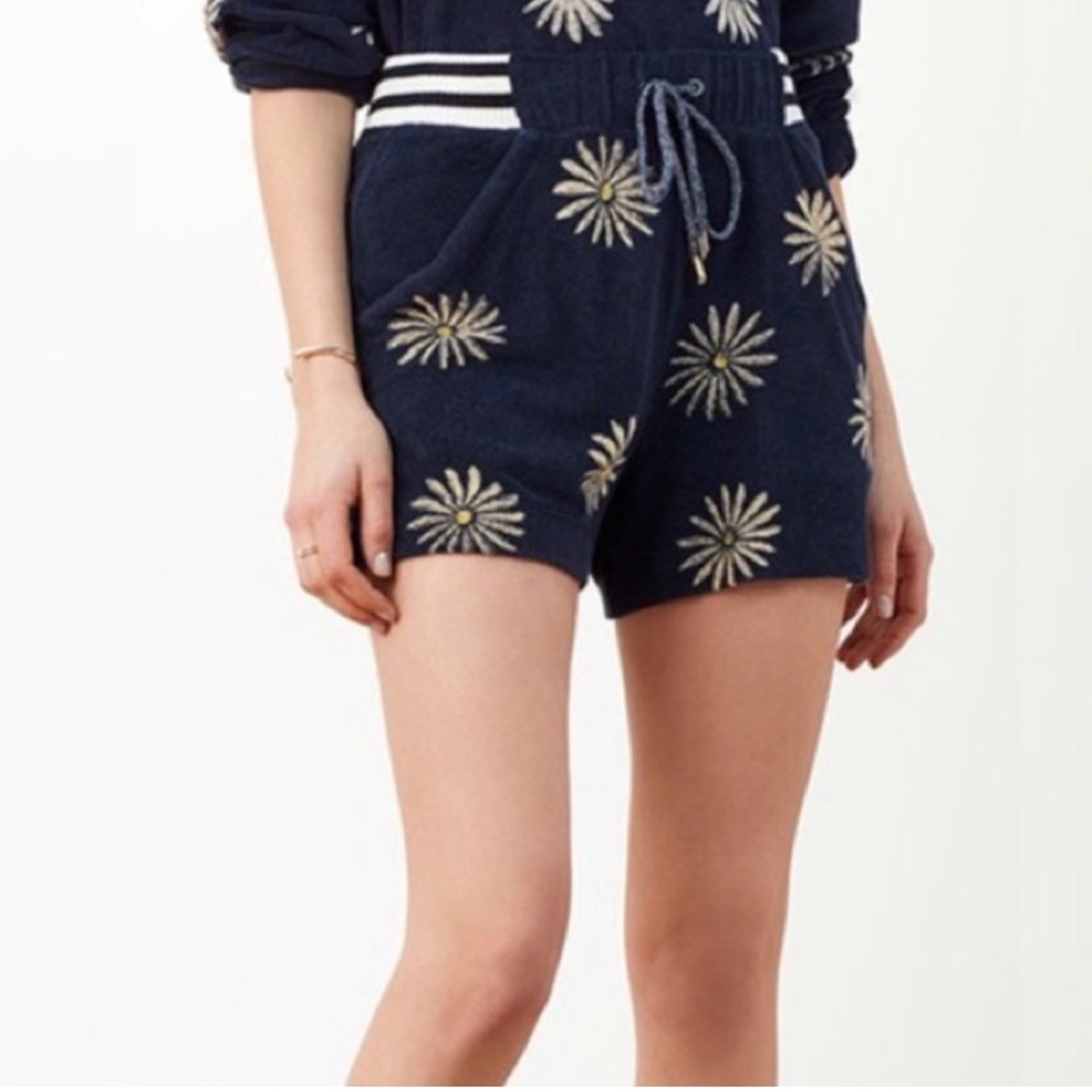 Splendid X Margherita Terry Cloth Navy Daisy Drawstring Shorts. Size medium. EUC